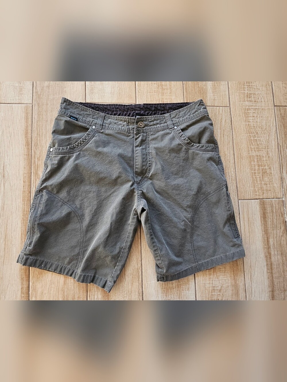 KUHL Renegade Cargo Shorts Men 35 Green Hiking Outdoor Tactical Gorpcore Utility